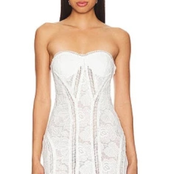 Rococo Sand | X Revolve Paris Lace Gown In White Strapless Size Small NEW - Picture 10 of 11